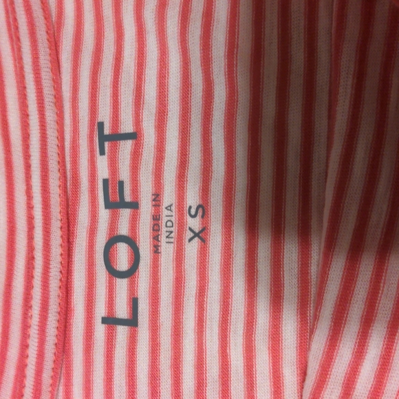 NWOT Loft top - Picture 2 of 2